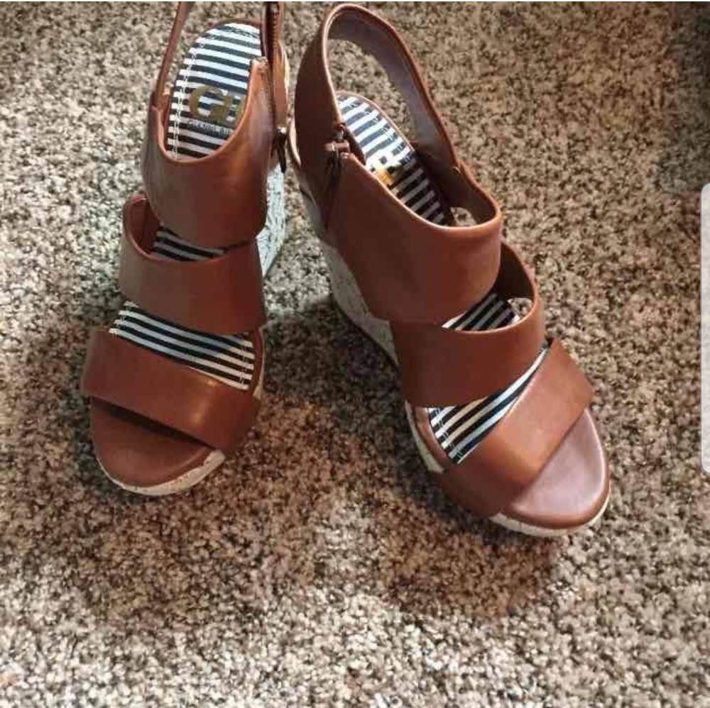 Wedge sandals
